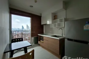 1 Bedroom Condo for sale in Fuse Chan - Sathorn, Yan Nawa, Bangkok near BTS Surasak