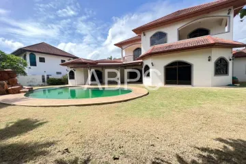 5 Bedroom House for rent in Pong, Chonburi