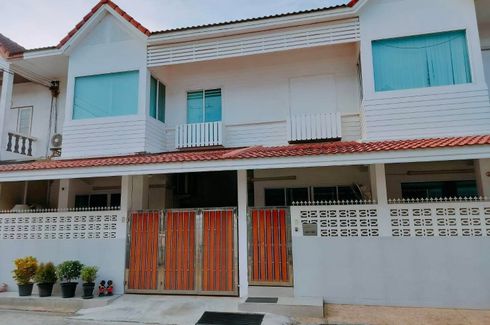 4 Bedroom Townhouse for sale in Baan Kaew Villa 1, Lat Phrao, Bangkok