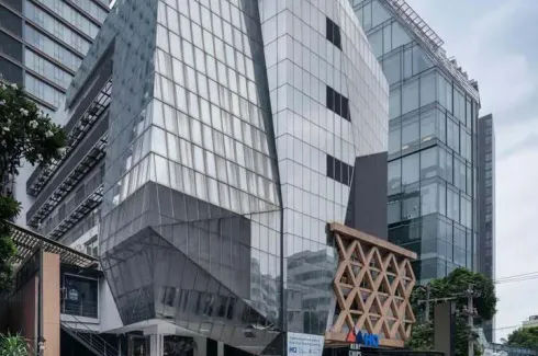 Office for rent in Blue Chips Thonglor, Khlong Tan Nuea, Bangkok near BTS Thong Lo