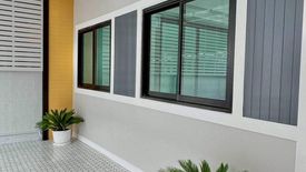 3 Bedroom Townhouse for sale in Baan Pieamsuk Sukkhaprachasan 2, Bang Phut, Nonthaburi