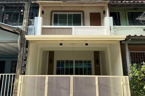 2 Bedroom Townhouse for sale in Imumporn 10, Khlong Maduea, Samut Sakhon