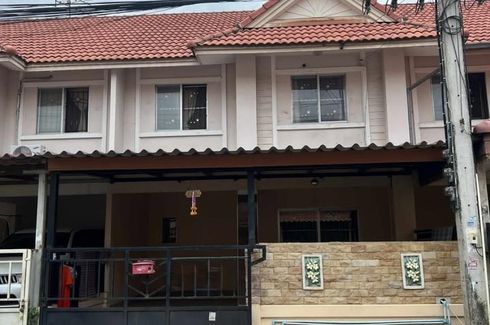 3 Bedroom Townhouse for sale in Khlong Sam, Pathum Thani
