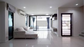 6 Bedroom House for rent in Prachathipat, Pathum Thani