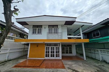 3 Bedroom House for rent in Huai Khwang, Bangkok near MRT Huai Khwang