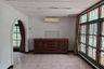 3 Bedroom House for rent in Huai Khwang, Bangkok near MRT Huai Khwang