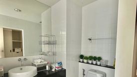 1 Bedroom Condo for rent in Bang Lamphu Lang, Bangkok near BTS Krung Thon Buri