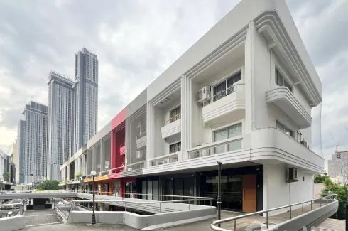 Office for sale in Park Avenue, Khlong Tan Nuea, Bangkok