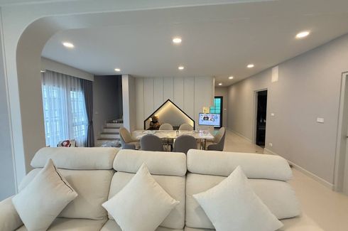 4 Bedroom House for rent in Centro Bangna, Bang Kaeo, Samut Prakan