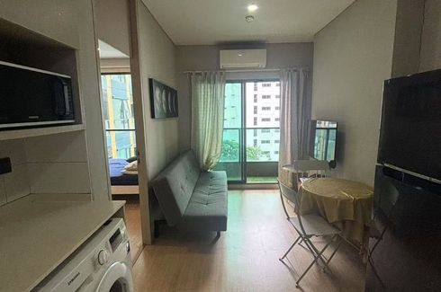 Condo for rent in Lumpini Suite Phetchaburi - Makkasan, Makkasan, Bangkok near Airport Rail Link Makkasan