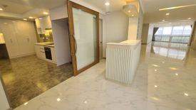 3 Bedroom Condo for rent in President Park Sukhumvit 24, Khlong Tan, Bangkok near MRT Queen Sirikit National Convention Centre