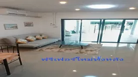 3 Bedroom Townhouse for sale in Sao Thong Hin, Nonthaburi near MRT Talad Bang Yai