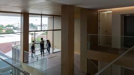 6 Bedroom Office for sale in Chan Kasem, Bangkok near MRT Chankasem