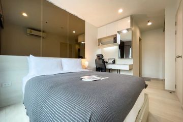 2 Bedroom Condo for rent in Life Asoke, Bang Kapi, Bangkok near MRT Phetchaburi