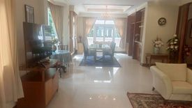 4 Bedroom House for sale in Baan Pattanakarn, Suan Luang, Bangkok