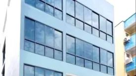 4 Bedroom Office for sale in Huai Khwang, Bangkok