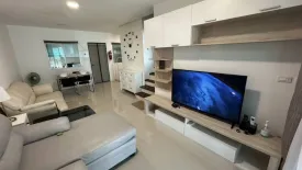 3 Bedroom Townhouse for rent in Tha Sala, Chiang Mai