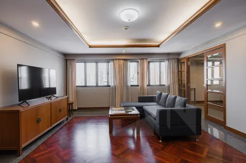 2 Bedroom Condo for rent in United Tower, Khlong Tan Nuea, Bangkok near BTS Thong Lo