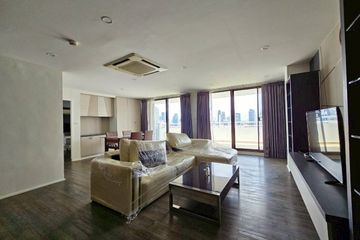 3 Bedroom Condo for rent in Acadamia Grand Tower, Khlong Tan Nuea, Bangkok near BTS Phrom Phong
