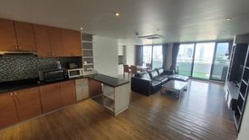 3 Bedroom Condo for rent in Acadamia Grand Tower, Khlong Tan Nuea, Bangkok near BTS Phrom Phong