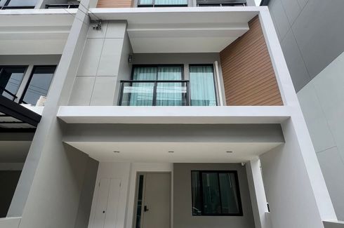 4 Bedroom Townhouse for rent in Premium Place Phaholyothin-Ramintra, Tha Raeng, Bangkok