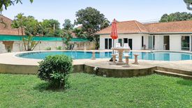 3 Bedroom Villa for sale in Nong Pla Lai, Chonburi