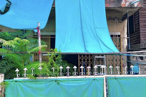 2 Bedroom Townhouse for sale in Samre, Bangkok near BTS Wongwian Yai