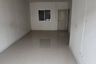 3 Bedroom Townhouse for sale in Khlong Song, Pathum Thani
