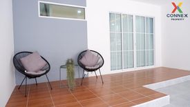 3 Bedroom Townhouse for sale in The Trust Townhome Rangsit - Kiong 1, Prachathipat, Pathum Thani