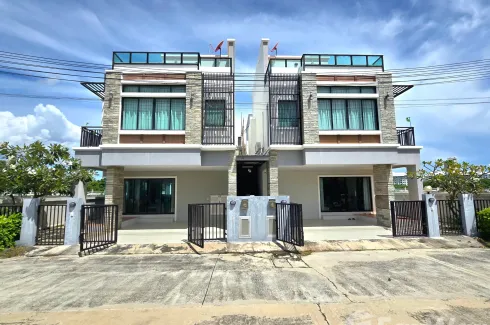 4 Bedroom Villa for rent in Suchawalai at sea, Cha am, Phetchaburi