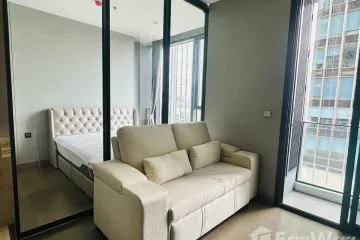 1 Bedroom Condo for rent in The Esse at Singha Complex, Bang Kapi, Bangkok near MRT Phetchaburi