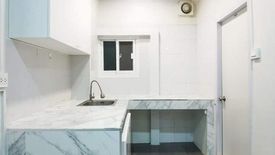 3 Bedroom Commercial for rent in Wong Sawang, Bangkok near MRT Wong Sawang