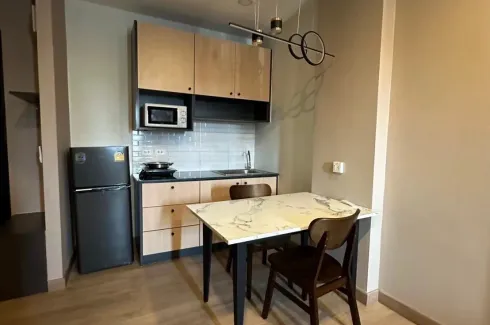 1 Bedroom Condo for rent in Vertiq, Maha Phruettharam, Bangkok near MRT Sam Yan