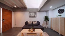 2 Bedroom House for sale in Khlong Tan Nuea, Bangkok