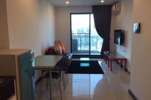 1 Bedroom Condo for sale in Bang Kapi, Bangkok near MRT Phetchaburi
