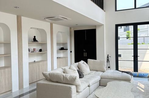 4 Bedroom Villa for sale in Patta Arcade, Nong Pla Lai, Chonburi