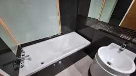 1 Bedroom Condo for rent in Rhythm Sukhumvit 50, Phra Khanong, Bangkok near BTS On Nut