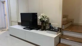 3 Bedroom Townhouse for sale in Baan Klang Muang Sathorn-Taksin 2, Bang Kho, Bangkok near BTS Wutthakat