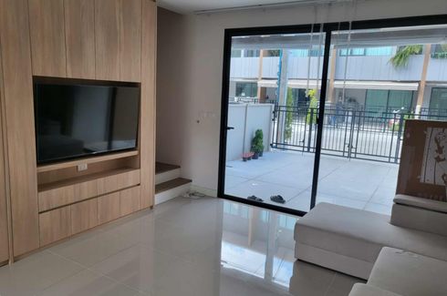 3 Bedroom Townhouse for rent in Baan Klang Muang Sukhumvit 77, Suan Luang, Bangkok near BTS On Nut