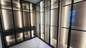 3 Bedroom Condo for rent in The Reserve Sukhumvit 61, Khlong Tan Nuea, Bangkok near BTS Ekkamai