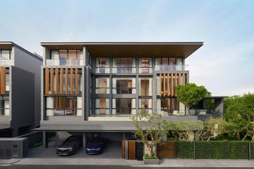 5 Bedroom House for sale in Phlapphla, Bangkok