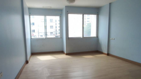 3 Bedroom Townhouse for sale in Baan Prin Ramintra - Watcharapol, Tha Raeng, Bangkok near MRT Vatcharaphon