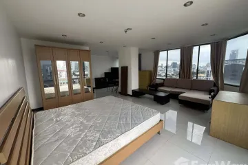 1 Bedroom Condo for rent in Grand Dana Tower, Chom Phon, Bangkok near MRT Lat Phrao