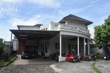 5 Bedroom House for rent in Chom Phon, Bangkok near MRT Phahon Yothin