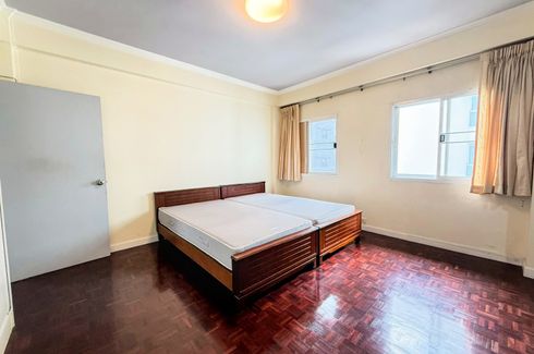 3 Bedroom Condo for rent in Khlong Toei Nuea, Bangkok near BTS Nana