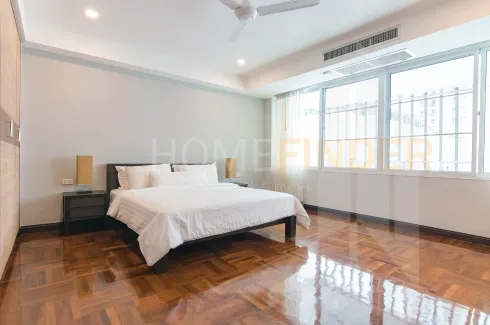 3 Bedroom Condo for rent in Villa Insaf, Khlong Toei Nuea, Bangkok near BTS Nana