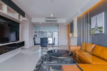 2 Bedroom Condo for rent in The Lofts Ekkamai, Phra Khanong Nuea, Bangkok near BTS Ekkamai