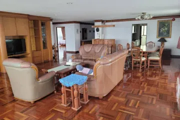 3 Bedroom Condo for rent in The Habitat Sukhumvit 53, Khlong Tan Nuea, Bangkok near BTS Thong Lo