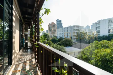 3 Bedroom Condo for rent in Cross Creek, Phra Khanong Nuea, Bangkok near BTS Thong Lo