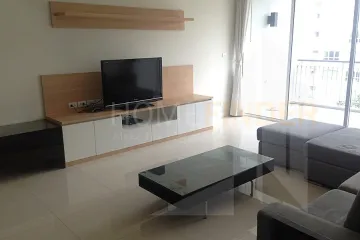 2 Bedroom Condo for rent in Greenery Place, Khlong Tan Nuea, Bangkok near BTS Ekkamai